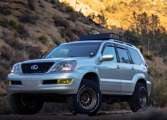 FREEDOM OFF-ROAD LIFT KIT: TOYOTA/LEXUS 07+ FJ/03+ 4RUNNER/ 03+ GX470/ GX460 (3' FRONT LIFT STRUT / 2" REAR LIFT SPRINGS)