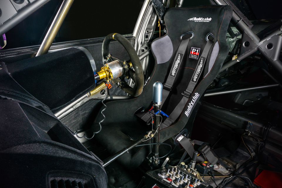 BUDDY CLUB P-1 LIMITED EVO SEAT: BLACK (FRP)