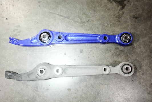 MEGAN RACING FRONT LOWER CONTROL ARMS: ACURA/HONDA CIVIC 92-95/INTEGRA 94-01 (SPHERICAL)